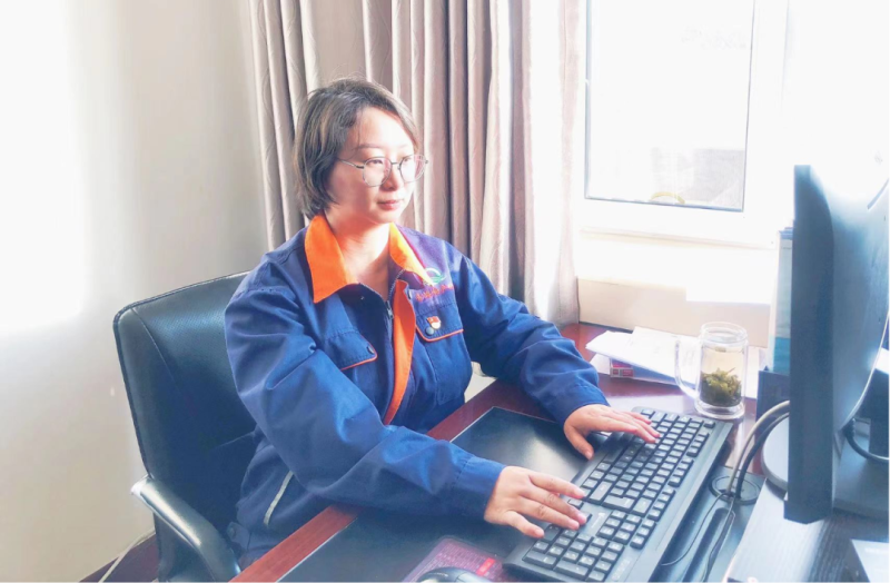 省物產(chǎn)集團(tuán)黨務(wù)工作者、先進(jìn)模范持續(xù)熱議黨的二十大精神（二）