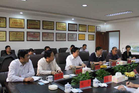 省委常委、副省長駱玉林實地考察物產(chǎn)集團“雙百”行動重點項目
